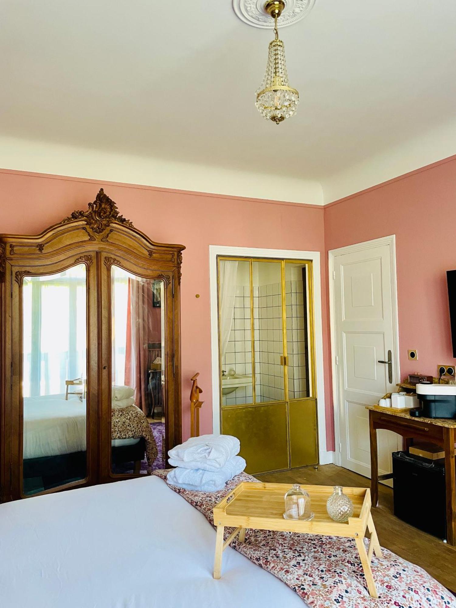 La Maison Au Toit Vert Espalion Zewnętrze zdjęcie