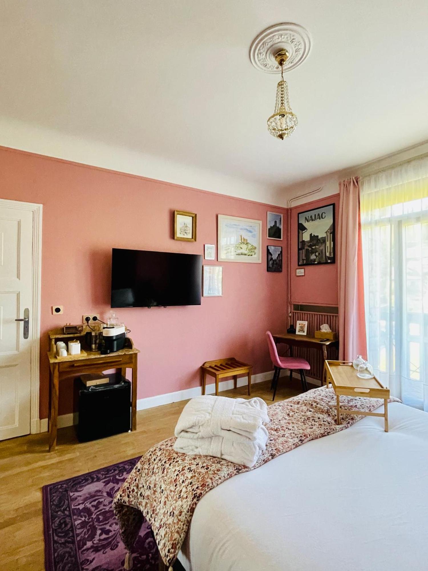 La Maison Au Toit Vert Espalion Zewnętrze zdjęcie