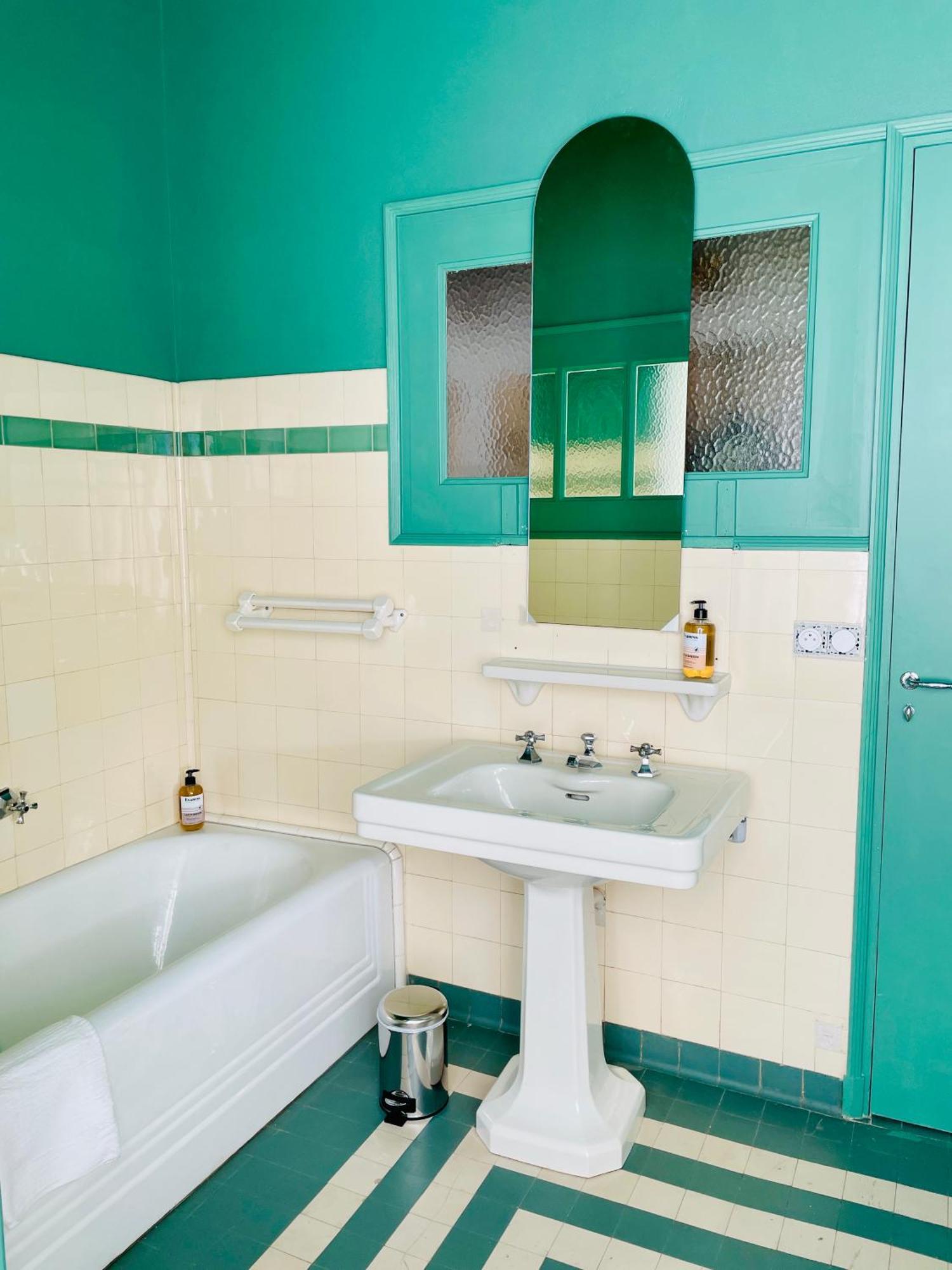 La Maison Au Toit Vert Espalion Zewnętrze zdjęcie